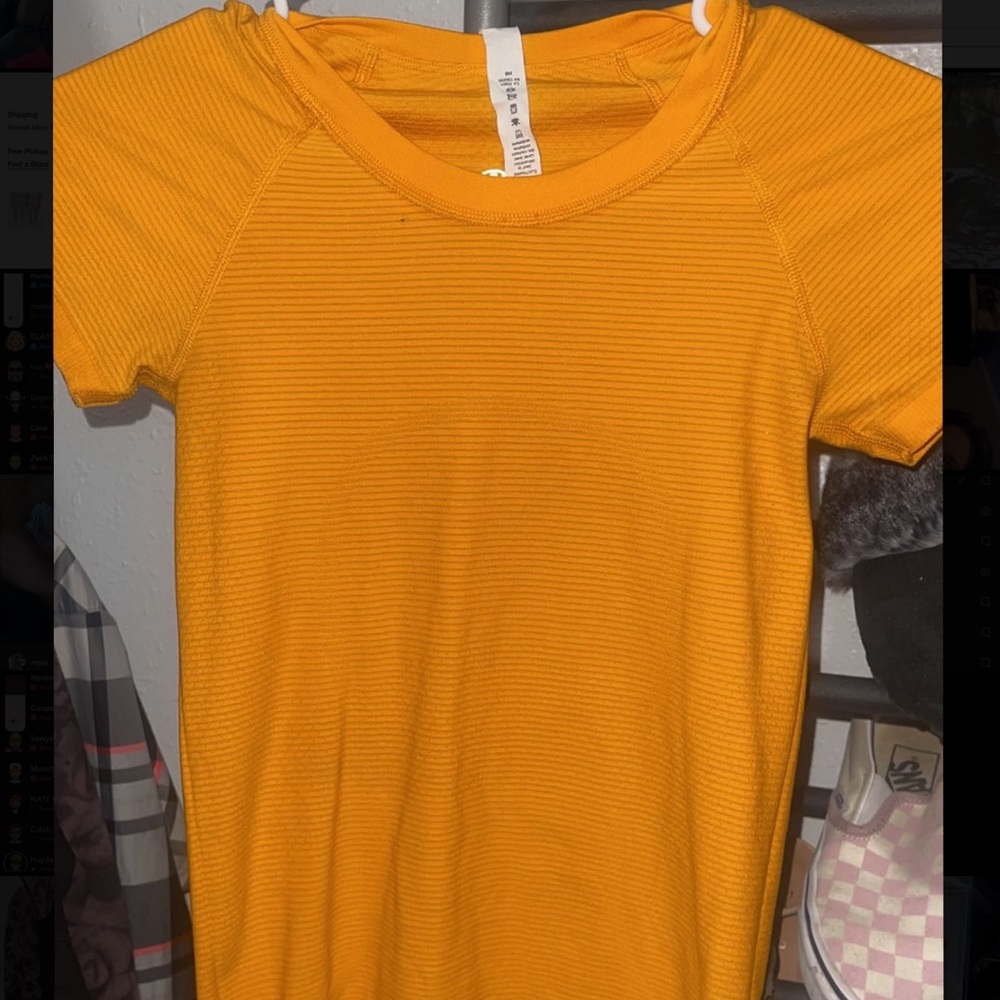 Lululemon swiftly tech top